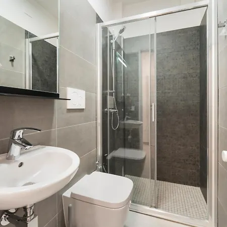 Giovia 3* Гуспини