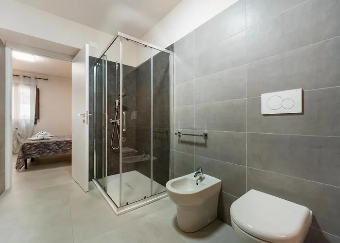 Giovia Casa de hóspedes Guspini