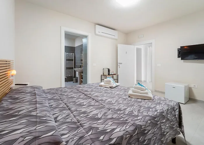 Giovia Casa de hóspedes Guspini